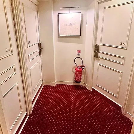 Hotel Des Bains Paris