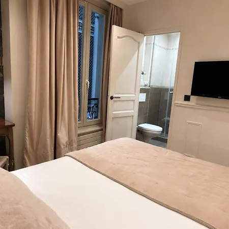 Hotel Des Bains Paris
